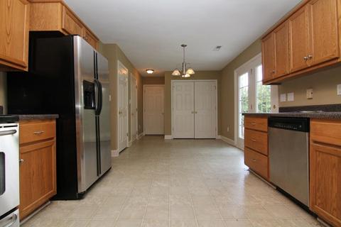 1532 Navigation Pt, Goodview, VA 24095 photo 13