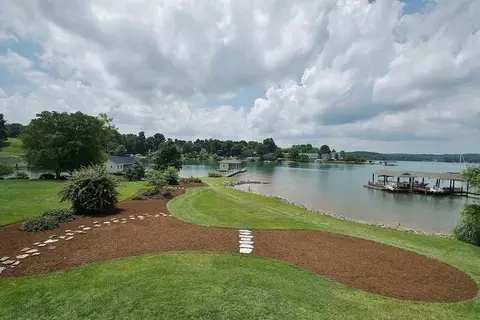 75 Shoreline Cir, Penhook, VA 24137 photo 35