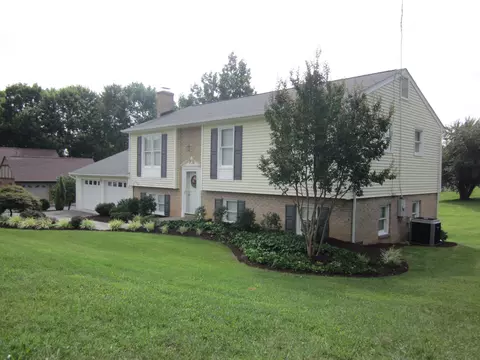 6525 Laban Rd, Roanoke, VA 24019 photo 3