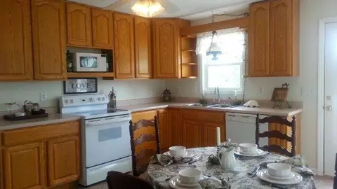1681 Blankenship Rd, Goodview, VA 24095 photo 12
