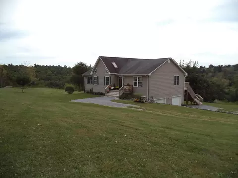 1681 Blankenship Rd, Goodview, VA 24095 photo 6