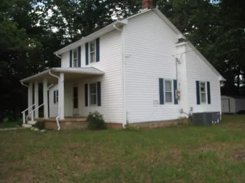 3696 Yorkshire Dr, Sandy Level, VA 24161 photo 7