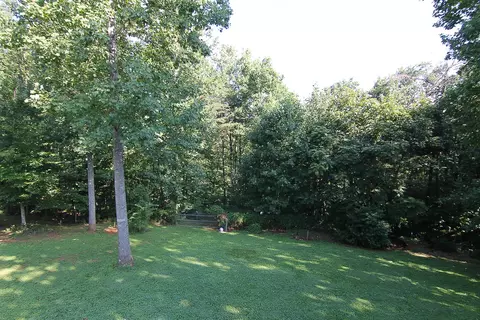 105 Oakridge Dr, Thaxton, VA 24174 photo 10