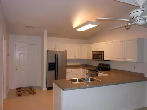 1027 Ray Rd, Roanoke, VA 24014 photo 4