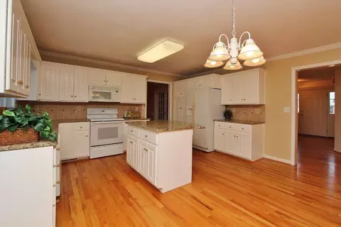 1929 Springmill Rd, Salem, VA 24153 photo 12