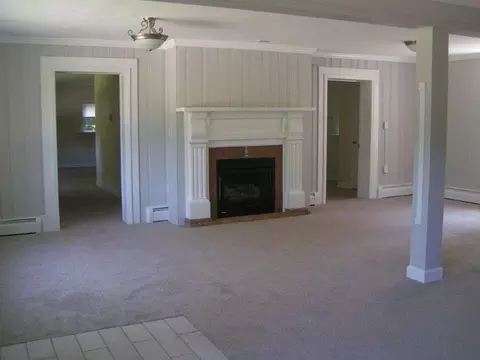 3952 Carson Rd, Roanoke, VA 24012 photo 9