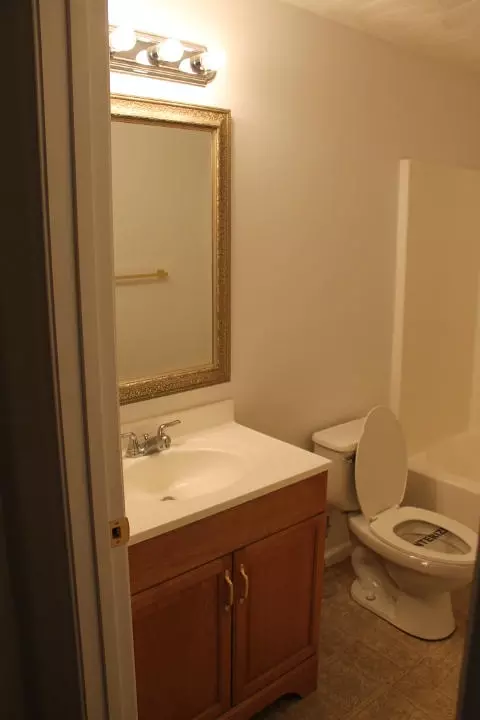 75 Chenault St, Buchanan, VA 24066 photo 22