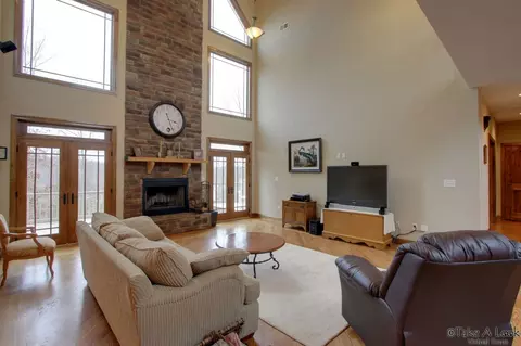 223 Point Dr, Hardy, VA 24101 photo 3