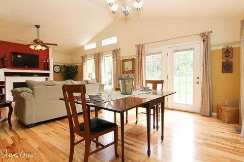 2892 Reesedale Rd, Elliston, VA 24087 photo 9