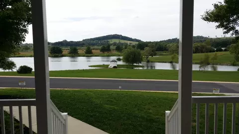 158 Waterfront Dr, Raphine, VA 24472 photo 3
