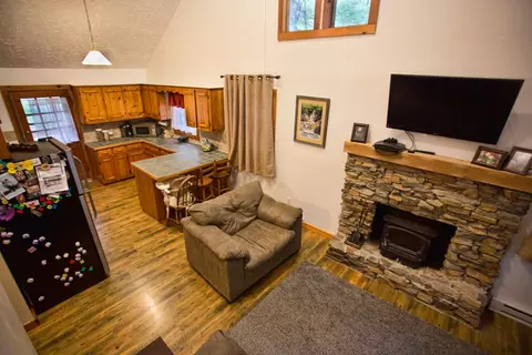 3261 N Fork Rd, Elliston, VA 24087 photo 22