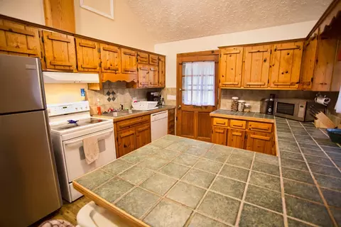 3261 N Fork Rd, Elliston, VA 24087 photo 9