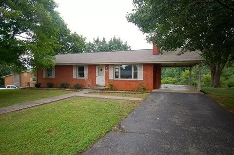 5524 Green Meadow Rd, Roanoke, VA 24018 photo 1