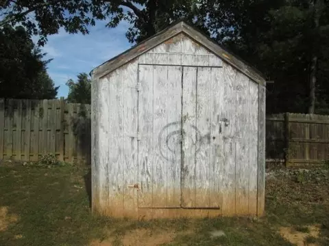 8404 Goodview Rd, Goodview, VA 24095 photo 6