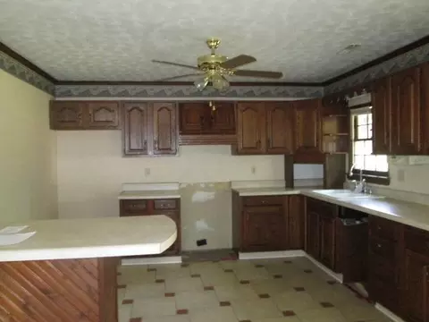 8404 Goodview Rd, Goodview, VA 24095 photo 12