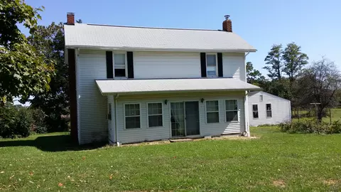 1045 Emerald Dr, Goodview, VA 24095 photo 1