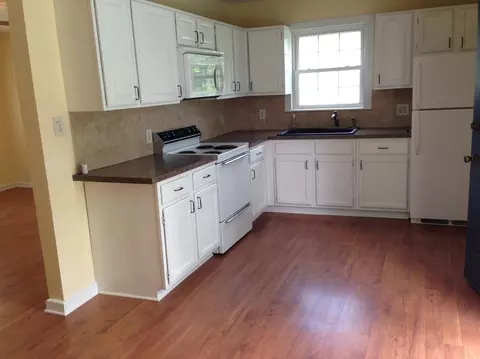 299 3rd St, Buchanan, VA 24066 photo 7