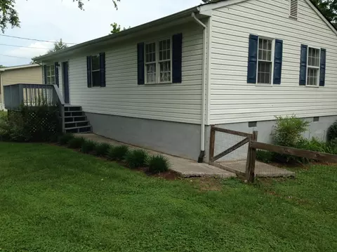 299 3rd St, Buchanan, VA 24066 photo 18