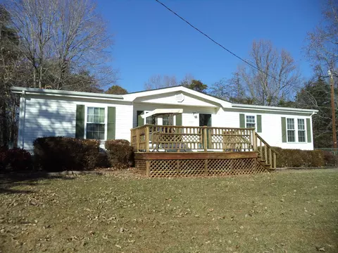 1565 Pineview Dr, Vinton, VA 24179 photo 1