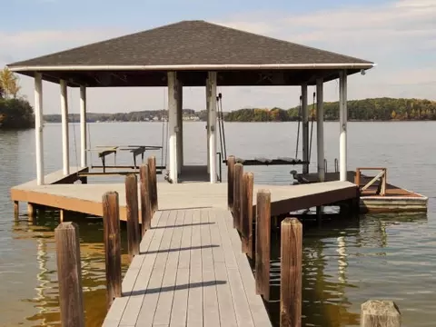 121 Penhook Pt, Penhook, VA 24137 photo 30