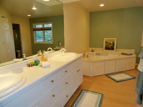 121 Penhook Pt, Penhook, VA 24137 photo 14