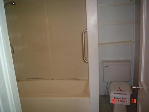 209 E Walnut St, Covington, VA 24426 photo 5