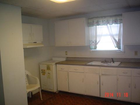 209 E Walnut St, Covington, VA 24426 photo 11