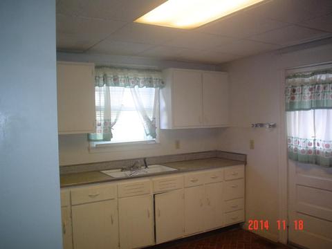 209 E Walnut St, Covington, VA 24426 photo 10