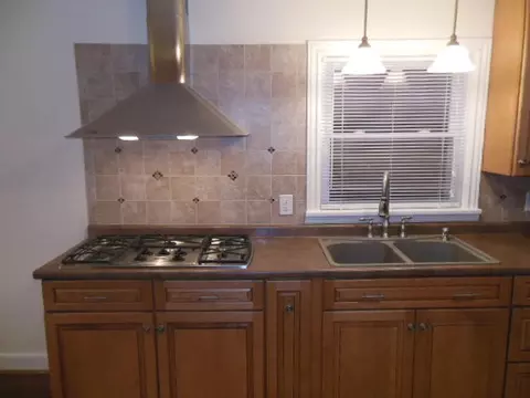 1634 Eanes Rd, Roanoke, VA 24014 photo 8