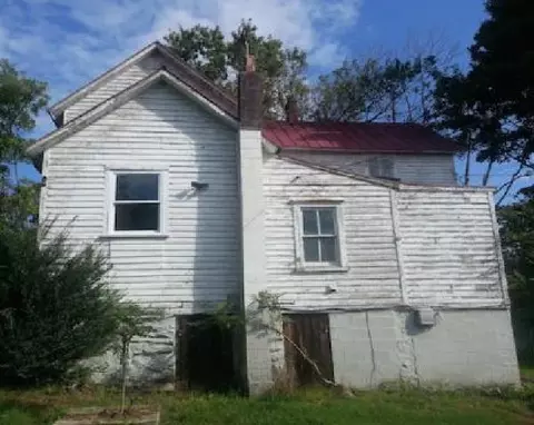 1865 Thaxton School Rd, Thaxton, VA 24174 photo 2