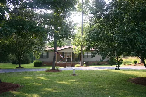 3131 Johnson Mountain Rd, Evington, VA 24550 photo 2