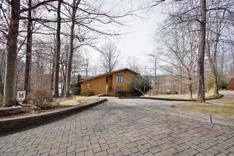 4663 Goodview Rd, Goodview, VA 24095 photo 3