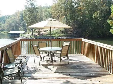 1415 Rabbit Run Rd, Goodview, VA 24095 photo 2
