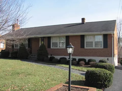 835 Dexter Rd, Roanoke, VA 24019 photo 1