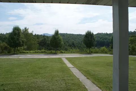 20867 Botetourt Rd, Eagle Rock, VA 24085 photo 5