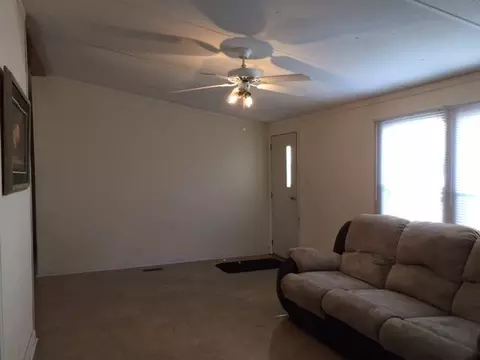 1120 Windhaven Trl, Hardy, VA 24101 photo 3