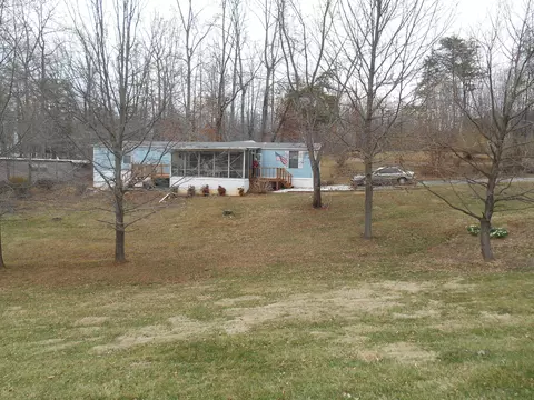 385 Waterlocked Rd, Penhook, VA 24137 photo 5