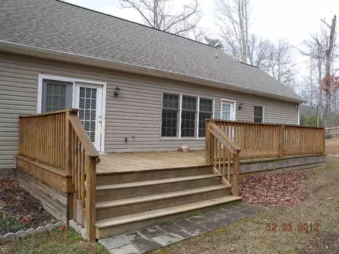 2095 Timberview Rd, Roanoke, VA 24019 photo 2