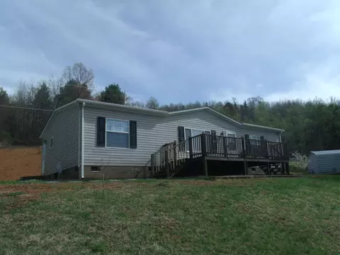 246 Pilson Sawmill Rd, Stuart, VA 24171 photo 2
