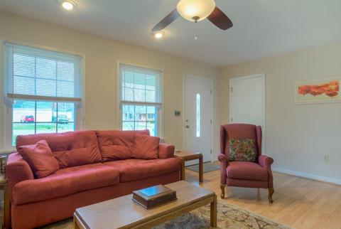 5321 Canoe Cir, Salem, VA 24153 photo 9