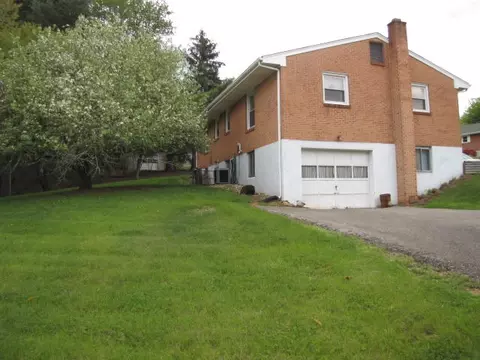 902 Emerald Dr, Vinton, VA 24179 photo 16