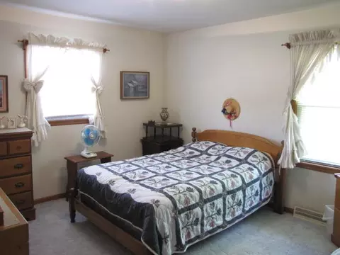 902 Emerald Dr, Vinton, VA 24179 photo 11