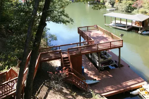 2307 Navigation Pt, Goodview, VA 24095 photo 4
