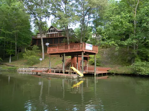 2307 Navigation Pt, Goodview, VA 24095 photo 1
