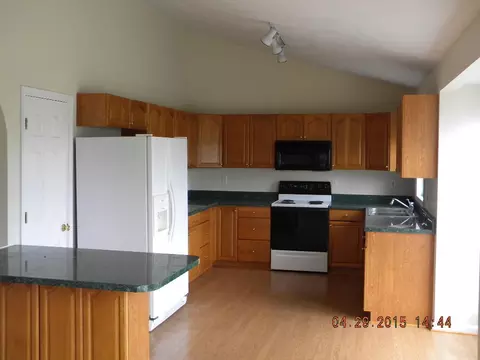 220 Eugene Dr NW, Roanoke, VA 24017 photo 2