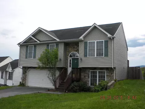 220 Eugene Dr NW, Roanoke, VA 24017 photo 1