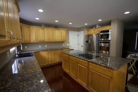 80 Edgewater Dr, Moneta, VA 24121 photo 3