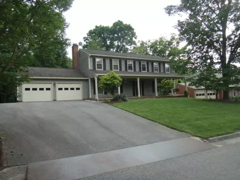4108 Eagle Cir, Roanoke, VA 24018 photo 1