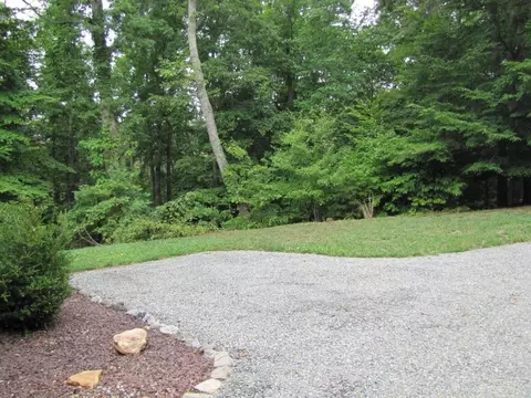 110 Old Post Rd, Moneta, VA 24121 photo 51