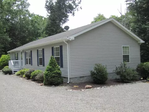 110 Old Post Rd, Moneta, VA 24121 photo 20